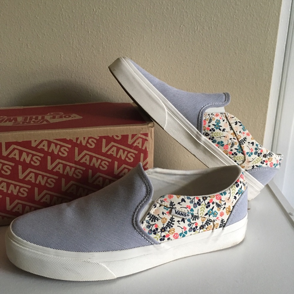 Vans Asher Slip On Sneaker Stripe Floral Women’s 9